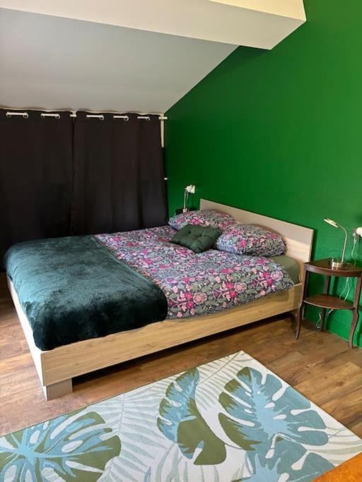 Charmante Maison Renovee Centre-Ville Balbigny Екстериор снимка