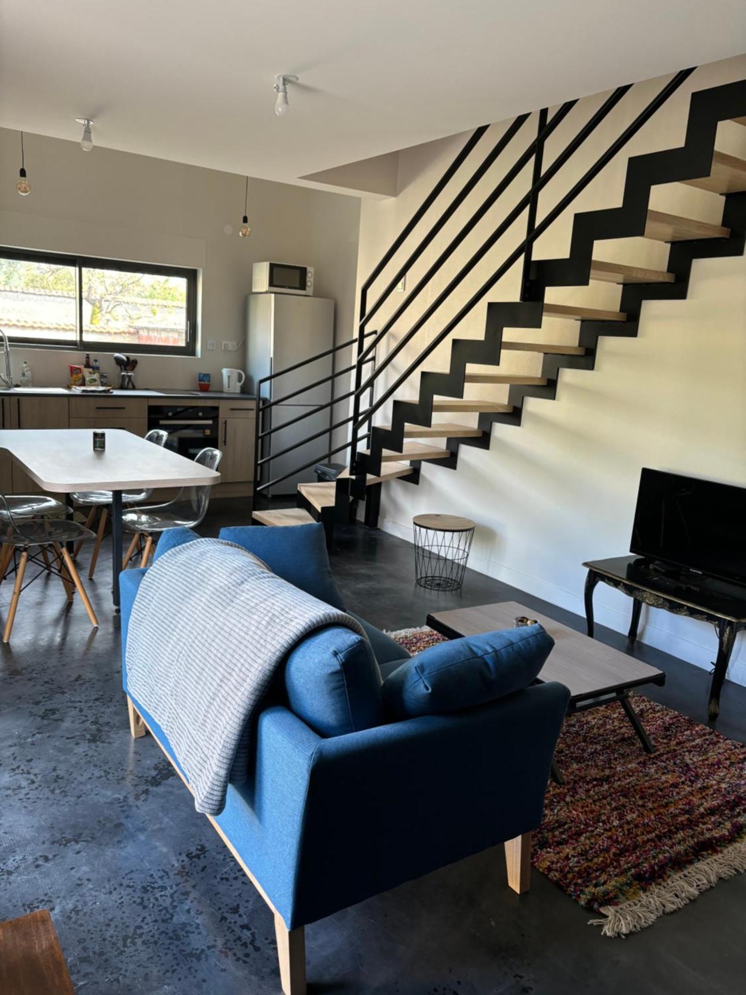Charmante Maison Renovee Centre-Ville Balbigny Екстериор снимка